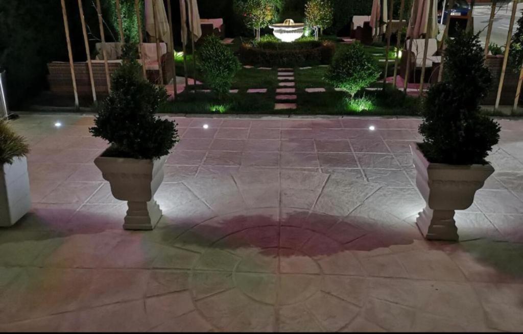 Hotel Ideall Ποντγορίτσα Εξωτερικό φωτογραφία