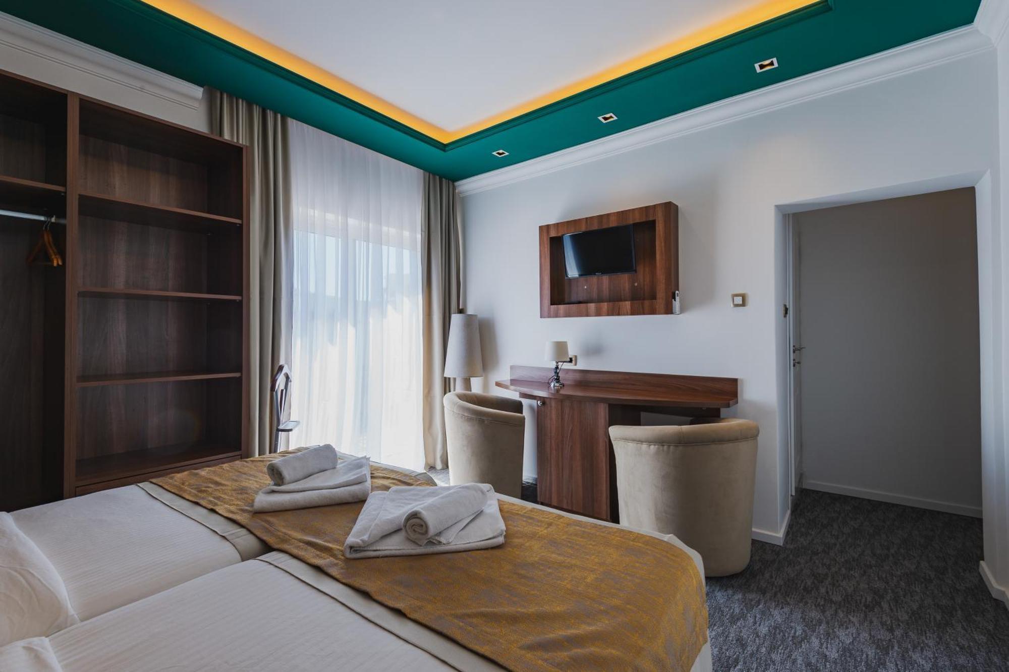 Hotel Ideall Ποντγορίτσα Εξωτερικό φωτογραφία