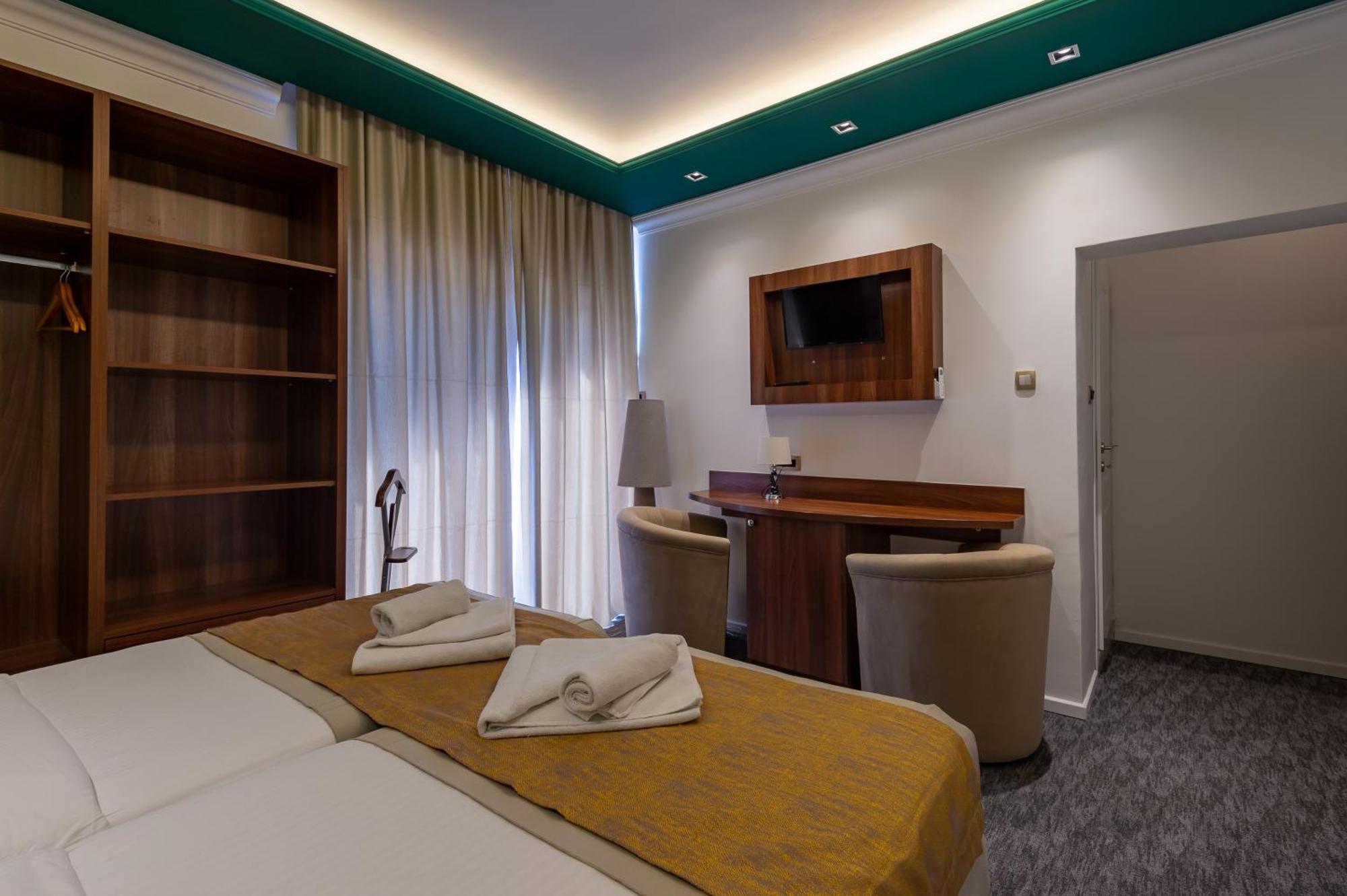 Hotel Ideall Ποντγορίτσα Εξωτερικό φωτογραφία