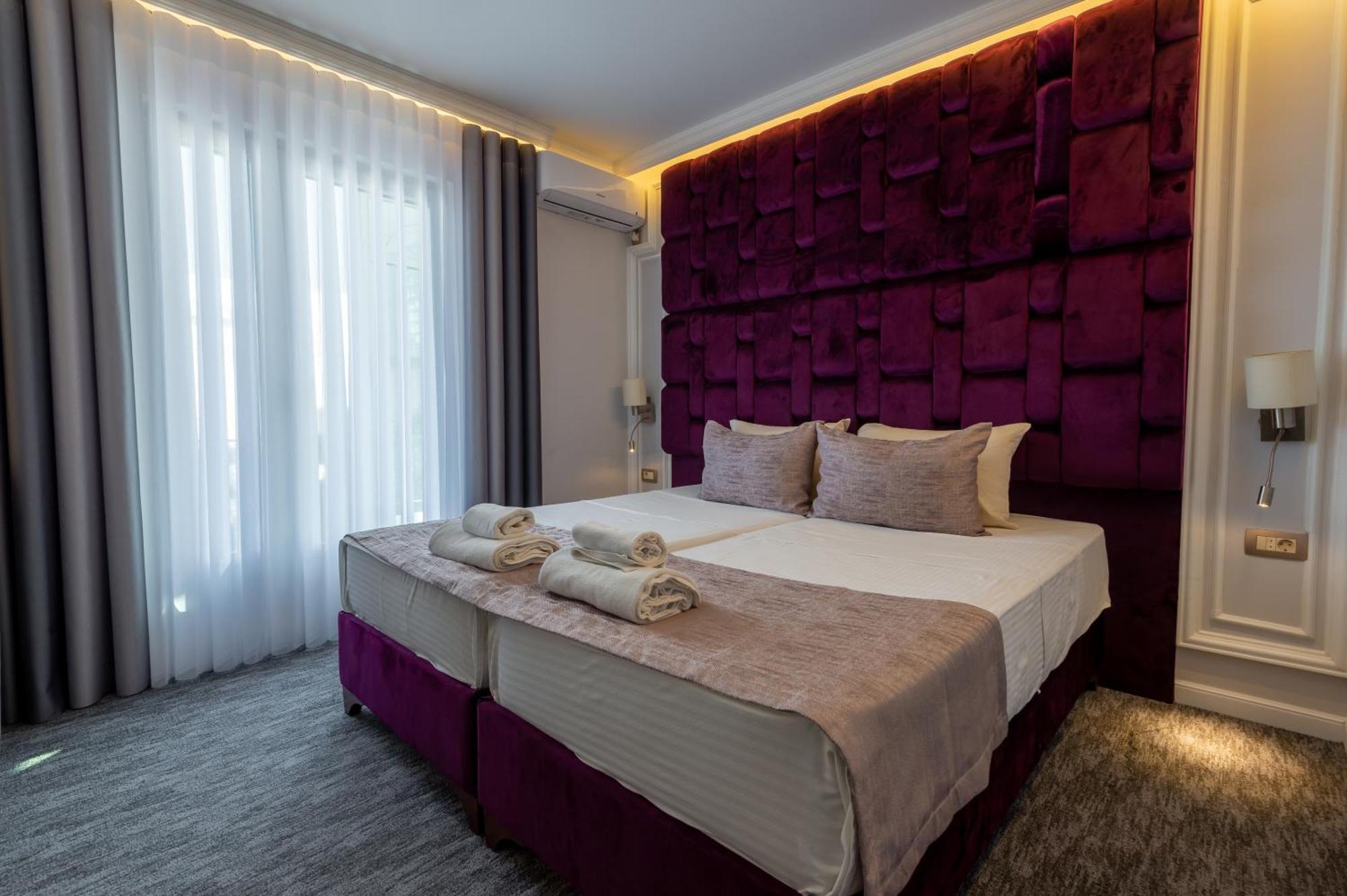Hotel Ideall Ποντγορίτσα Εξωτερικό φωτογραφία