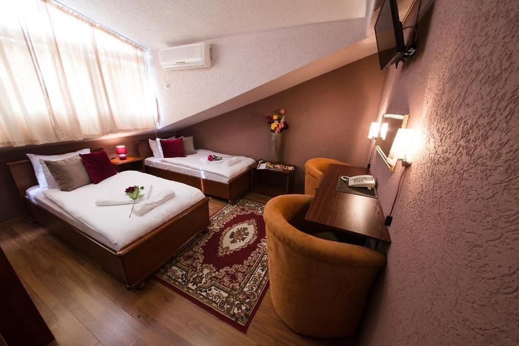 Hotel Ideall Ποντγορίτσα Δωμάτιο φωτογραφία